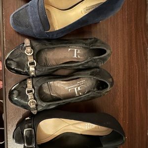 I have three pairs of size 6 wmns business shoes. Alfani, AGL, AlexMarie.